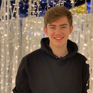 Meet your Posher, Zach